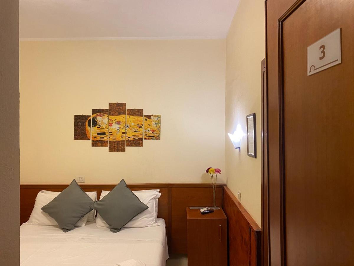 Hotel Alius Roma Exterior foto